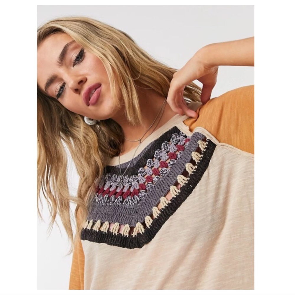 FREE PEOPLE BOHO TEE KNIT PULLOVER CROCHET TOP A2C - Picture 9 of 13